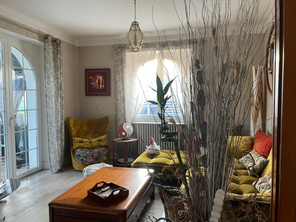 Au Temps Suspendu Bed and Breakfast Champagney Eksteriør billede