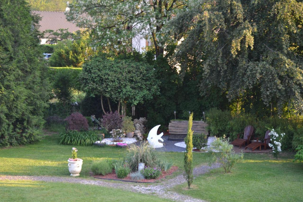 Au Temps Suspendu Bed and Breakfast Champagney Eksteriør billede